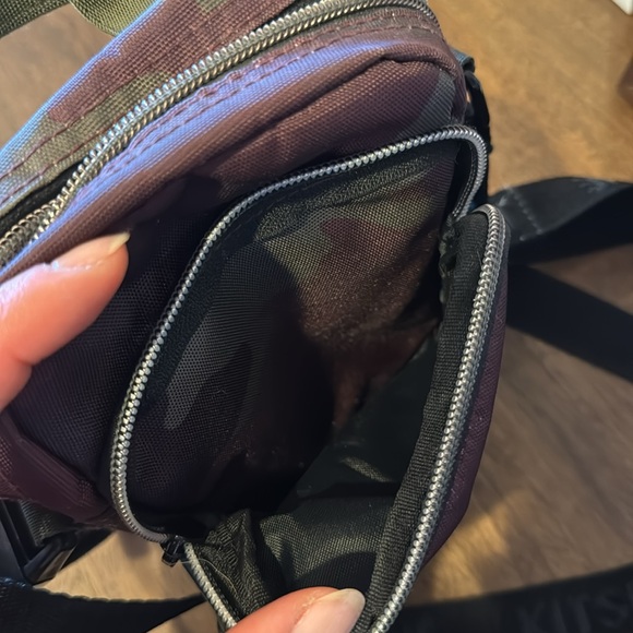 MAISON KITSUNE X EASTPAK EUC Camouflage Crossbody Satchel Bag - Picture 9 of 14